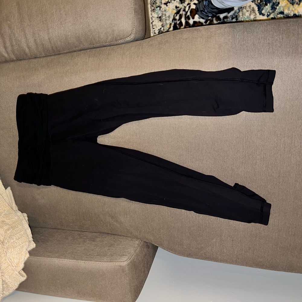 Black lululemon leggings, used, size 6